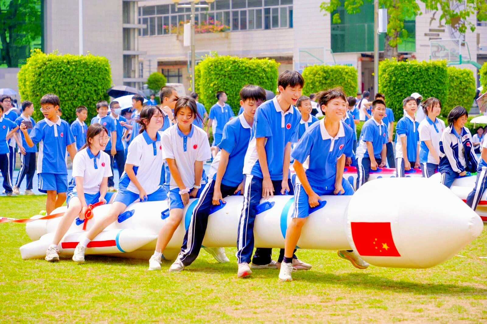 充气趣味运动会道具载人火箭出租出售