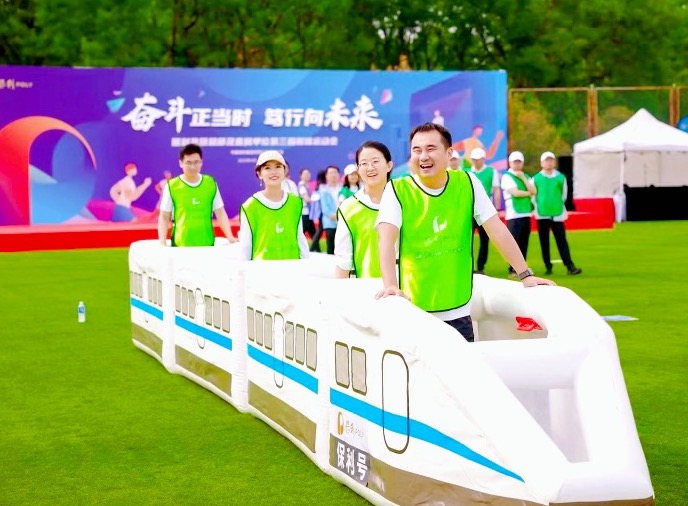 充气游戏超级爆炸机出租出售