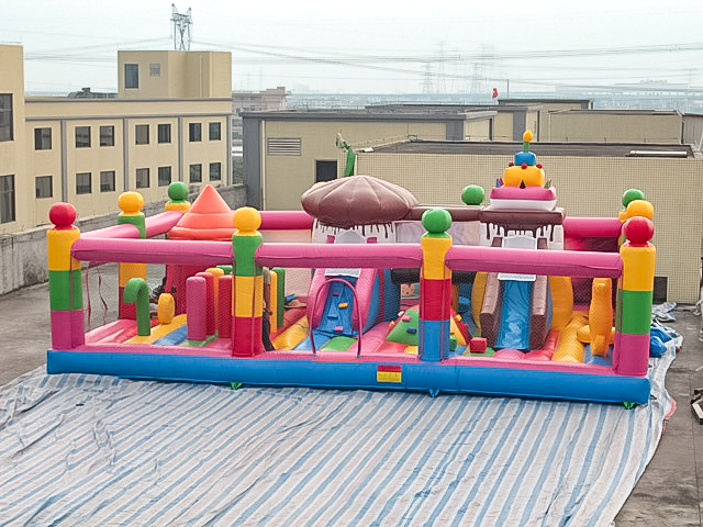 糖果充气娱乐城