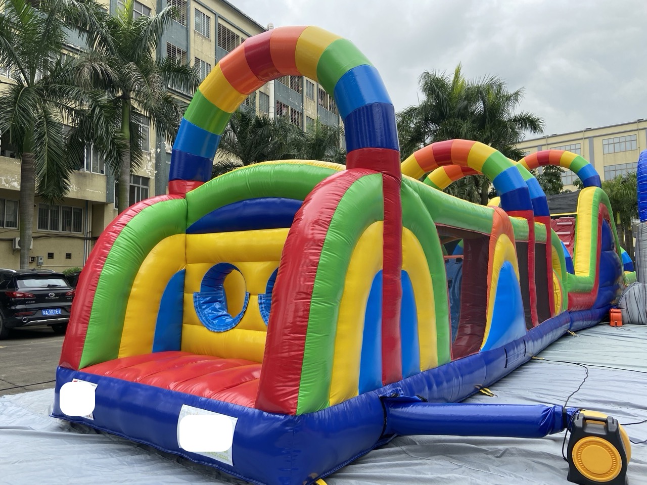 彩色多节障碍出售